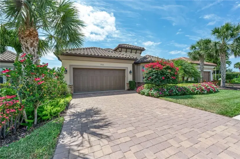 Picture of 8540 Sevilla Ct, Naples FL 34114