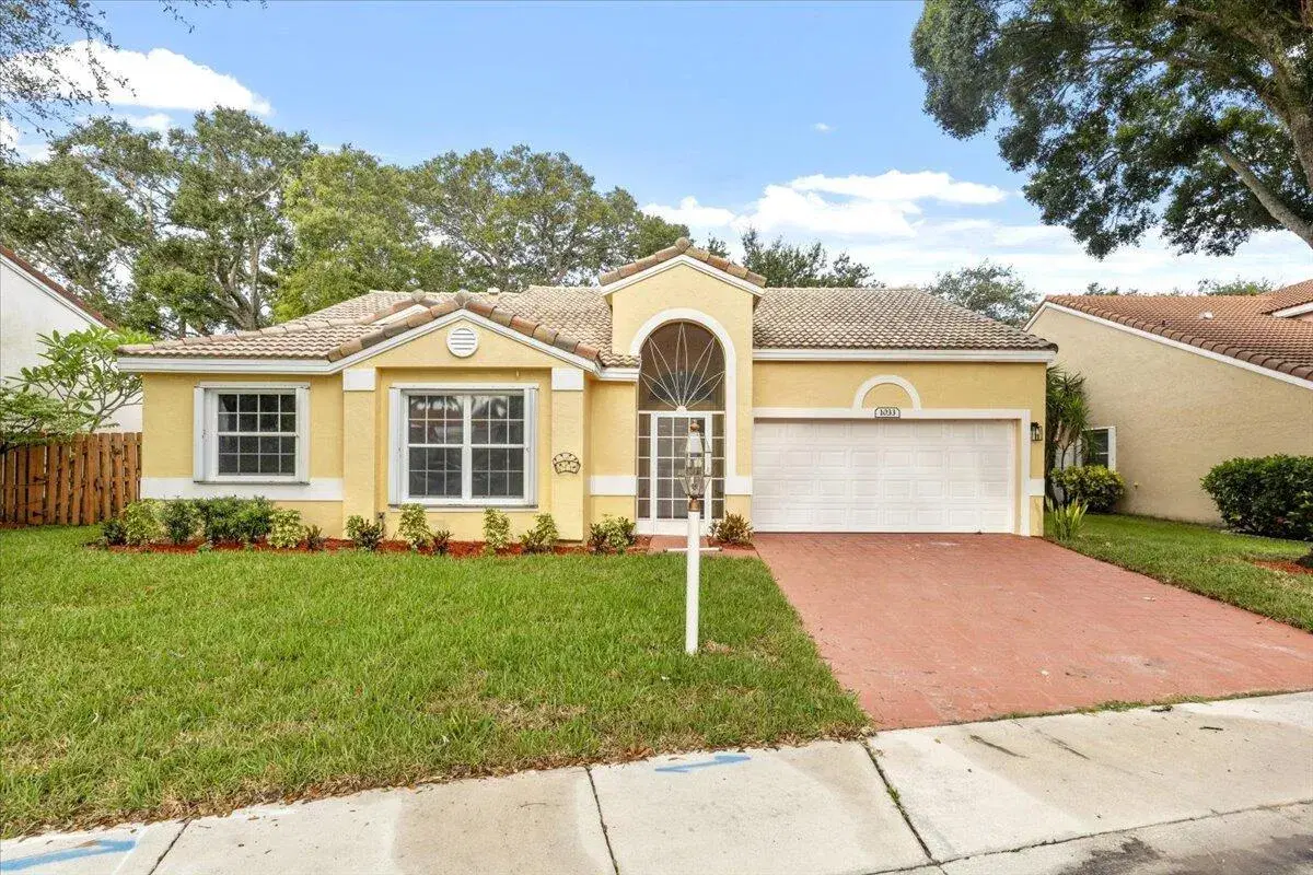 Picture of 1033 Siena Oaks Circle W, Palm Beach Gardens, FL 33410