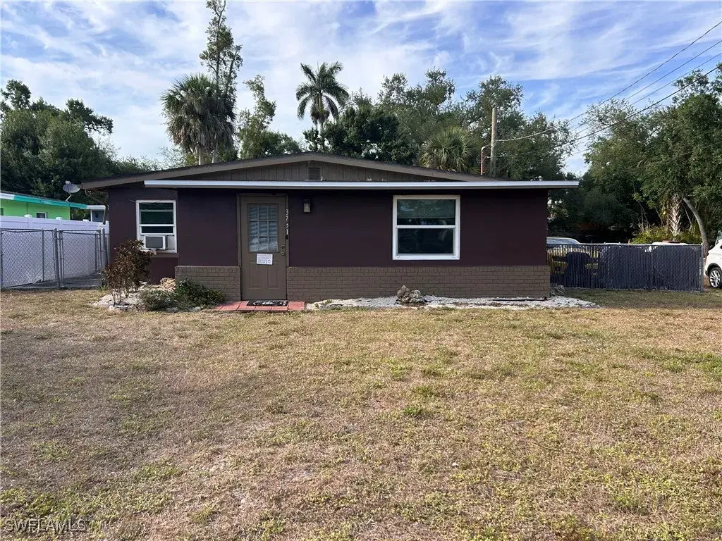 Picture of 3731 Marion St, Fort Myers, FL 33916