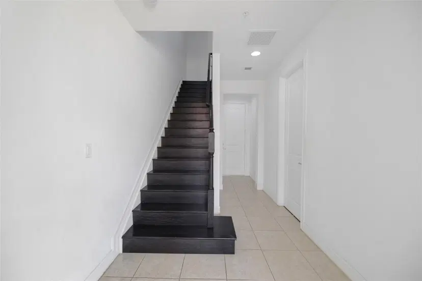 Picture of 11530 SW 13Th Ct 11530, Pembroke Pines FL 33025