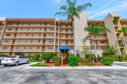 Picture of 3590 Via Poinciana 205, Lake Worth, FL 33467