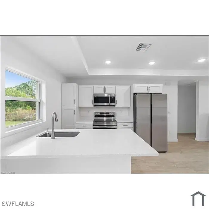 Picture of 919 Hepburn Ave, Lehigh Acres FL 33974