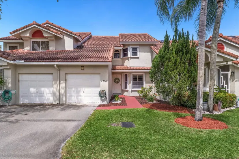Picture of 7362 Pinewalk Dr 7362, Pompano Beach FL 33063