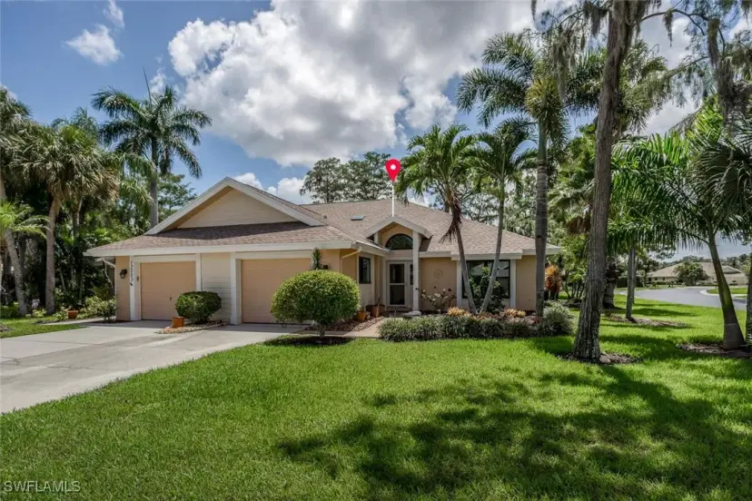 Picture of 13001 Imperial Park Pl, Naples FL 34110