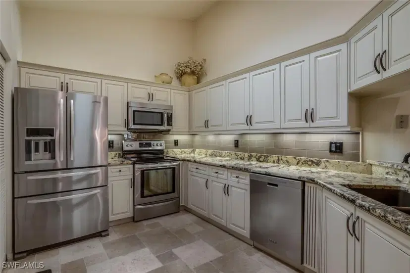 Picture of 13001 Imperial Park Pl, Naples FL 34110