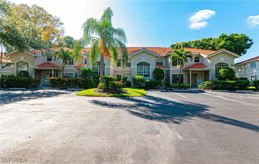 Picture of 2440 Old Groves Rd C201, Naples FL 34109