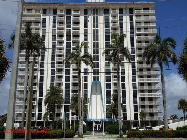 Picture of 1500 S Ocean Dr 5E, Hollywood FL 33019