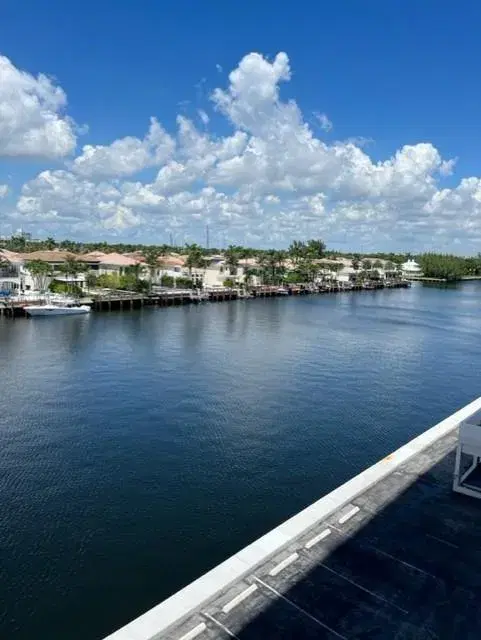 Picture of 1500 S Ocean Dr 5E, Hollywood FL 33019