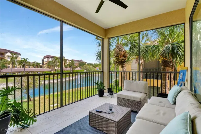 Picture of 190 Vintage Cir 202, Naples FL 34119