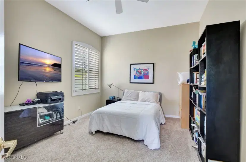 Picture of 190 Vintage Cir 202, Naples FL 34119