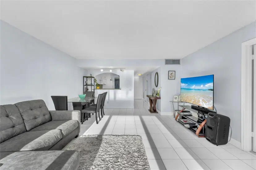 Picture of 4278 Este Dr 104, Lake Worth FL 33467