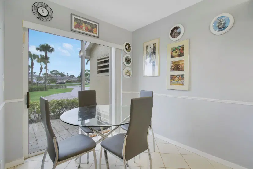 Picture of 6907 Fountains Circle, Lake Worth FL 33467
