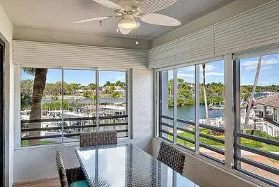 Picture of 827 Oak Harbour Drive 827, Juno Beach FL 33408
