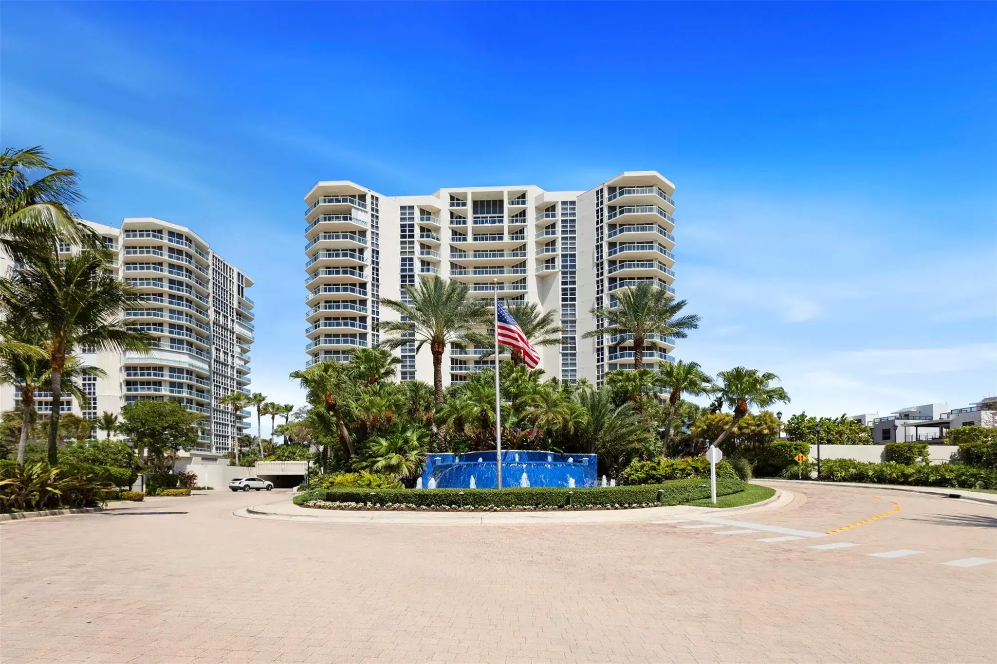 Picture of 6001 N Ocean Dr 607, Hollywood, FL 33019