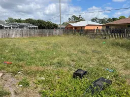 Picture of 1041 SE Spinnaker Avenue, Port St Lucie, FL 34983
