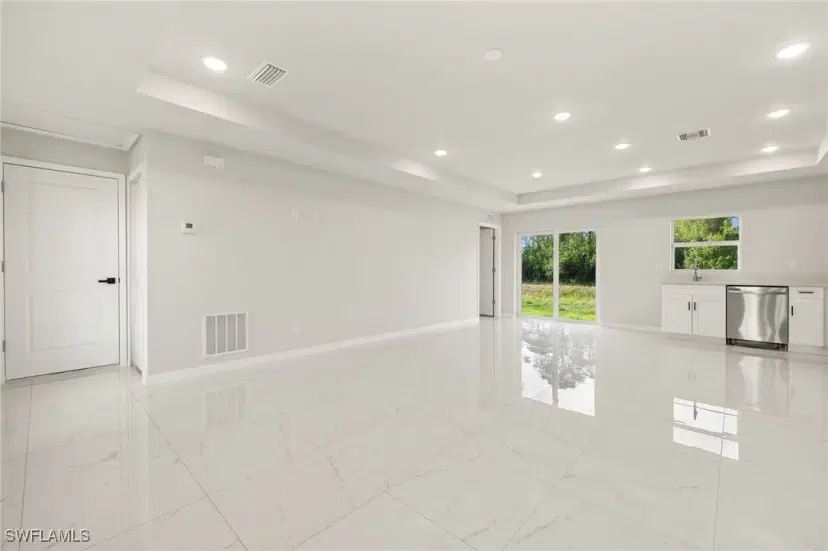 Picture of 706 Lamar St E, Lehigh Acres FL 33974