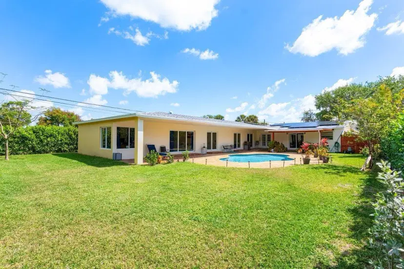 Picture of 1650 NE 3Rd Avenue, Delray Beach FL 33444