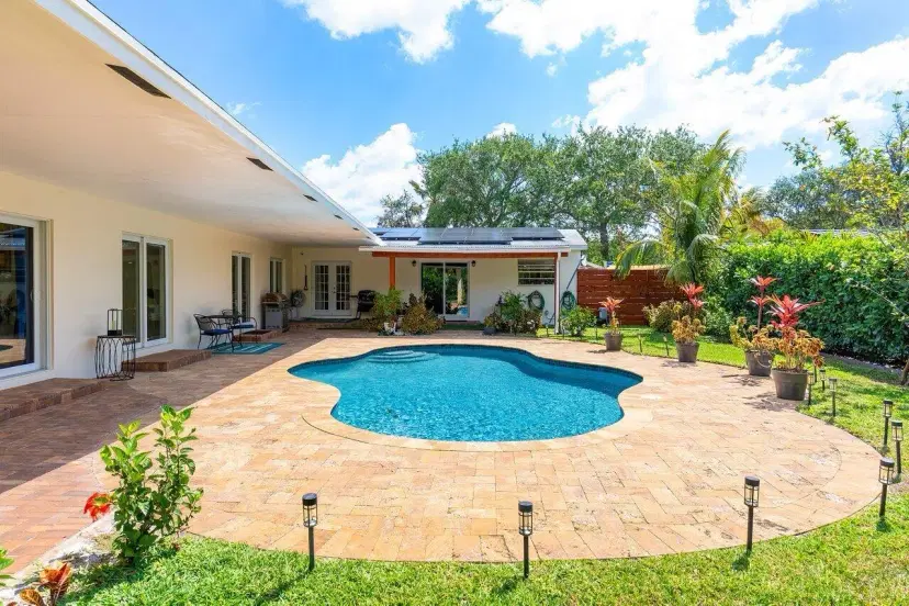 Picture of 1650 NE 3Rd Avenue, Delray Beach FL 33444