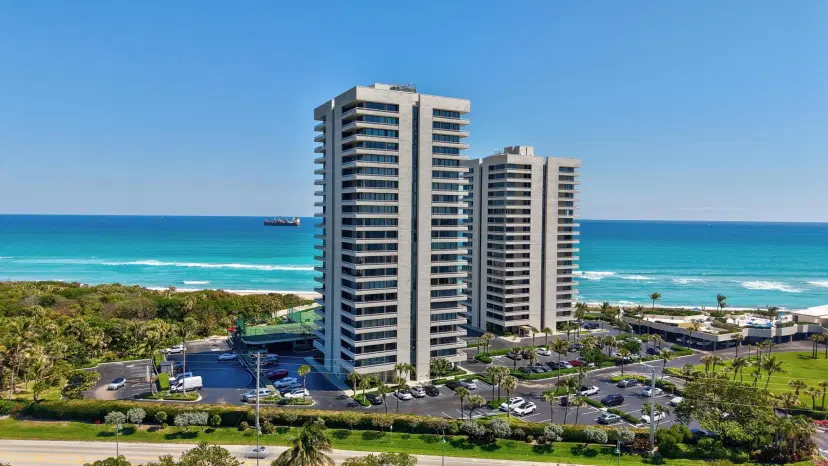 Picture of 5550 N Ocean Drive 7D, Singer Island FL 33404