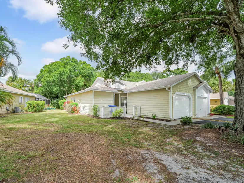 Picture of 1875 Sixty Oaks Lane, Vero Beach FL 32966