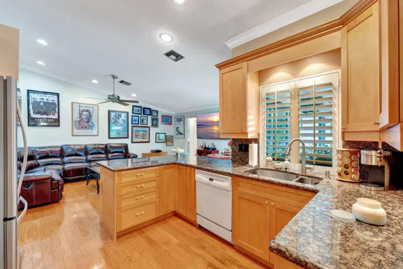 Picture of 5315 NW 65Th Ter, Coral Springs FL 33067