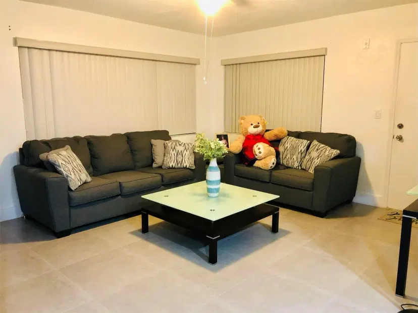 Picture of 15 NW 204 St 19, Miami Gardens FL 33169