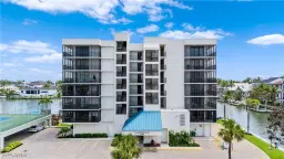 Picture of 10420 Gulf Shore Dr 132, Naples, FL 34108