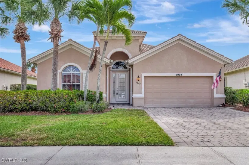 Picture of 7903 Founders Cir, Naples FL 34104