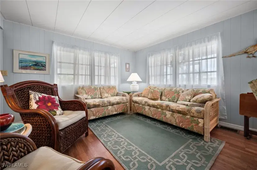 Picture of 65 San Remo Cir, Naples FL 34112