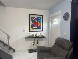 Picture of 3977 W 9Th Ln 4, Hialeah, FL 33012