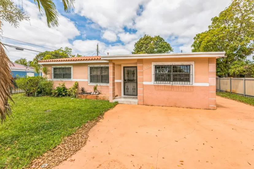 Picture of 13270 NW 11 Th Ave, North Miami FL 33168