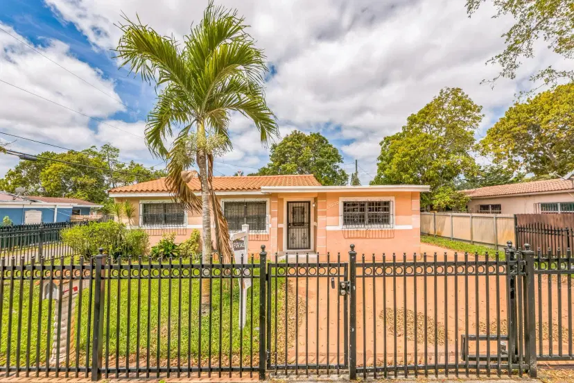 Picture of 13270 NW 11 Th Ave, North Miami FL 33168