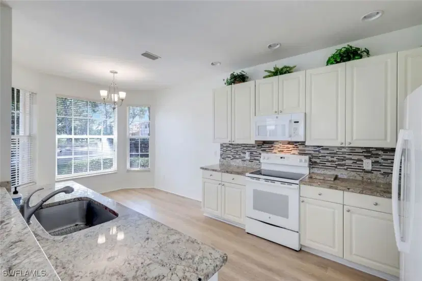 Picture of 9040 Palmas Grandes Blvd 101, Bonita Springs, FL 34135
