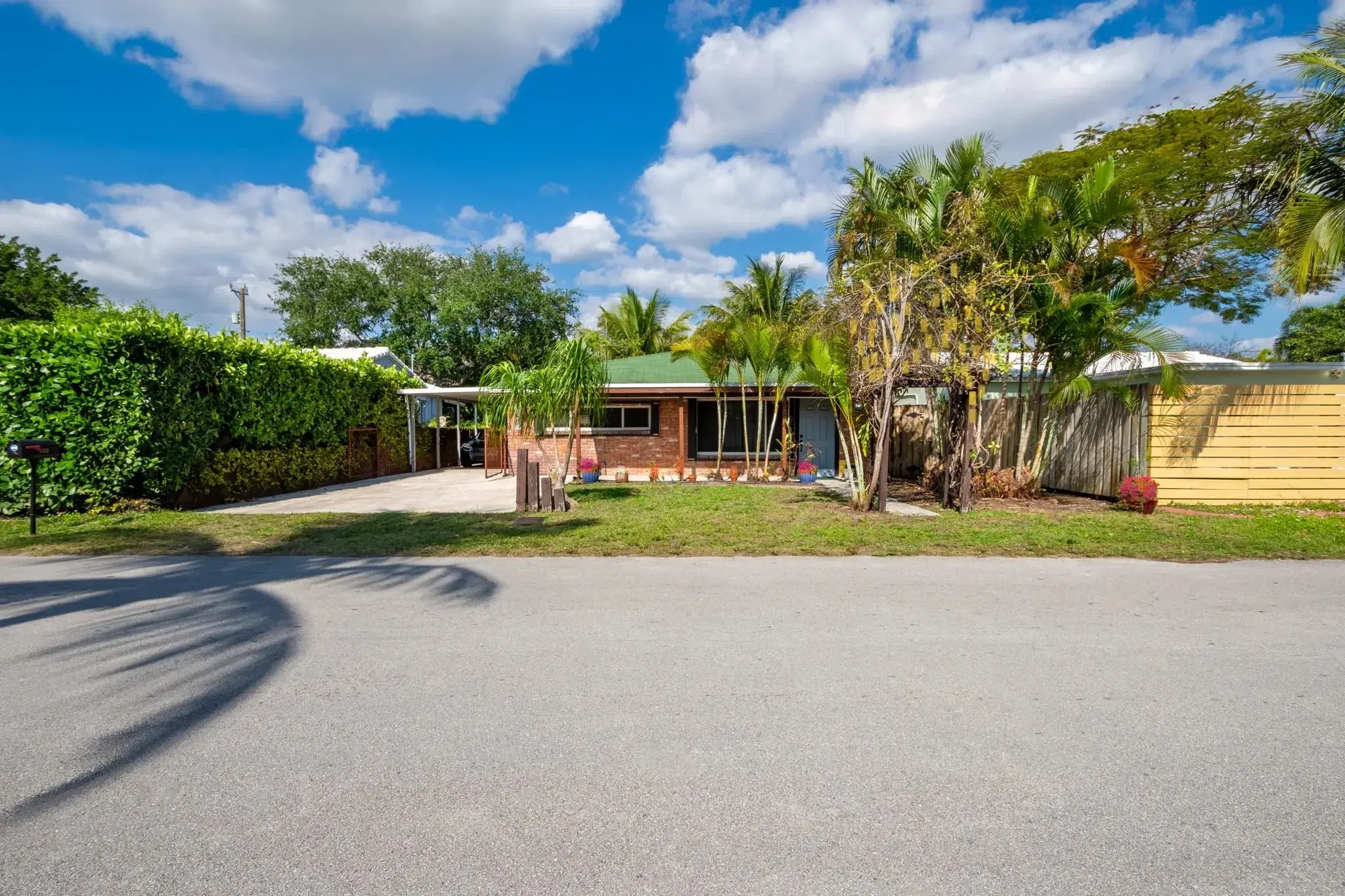 Picture of 1223 NW 1St Ave, Fort Lauderdale, FL 33311