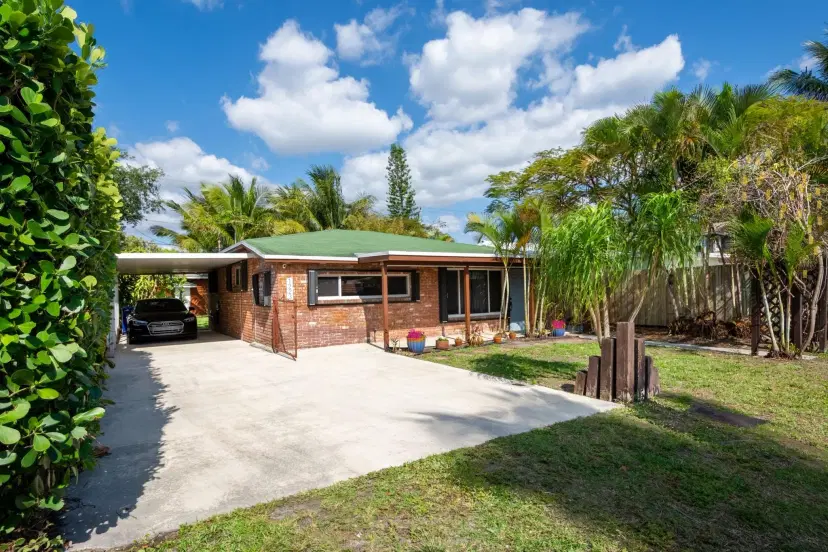 Picture of 1223 NW 1St Ave, Fort Lauderdale FL 33311