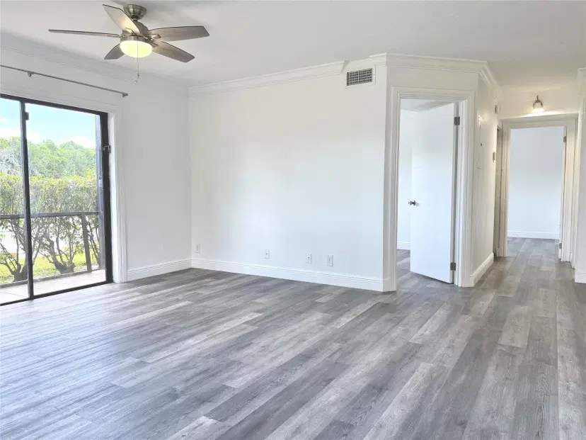 Picture of 567 Trace Cir 111, Deerfield Beach FL 33441