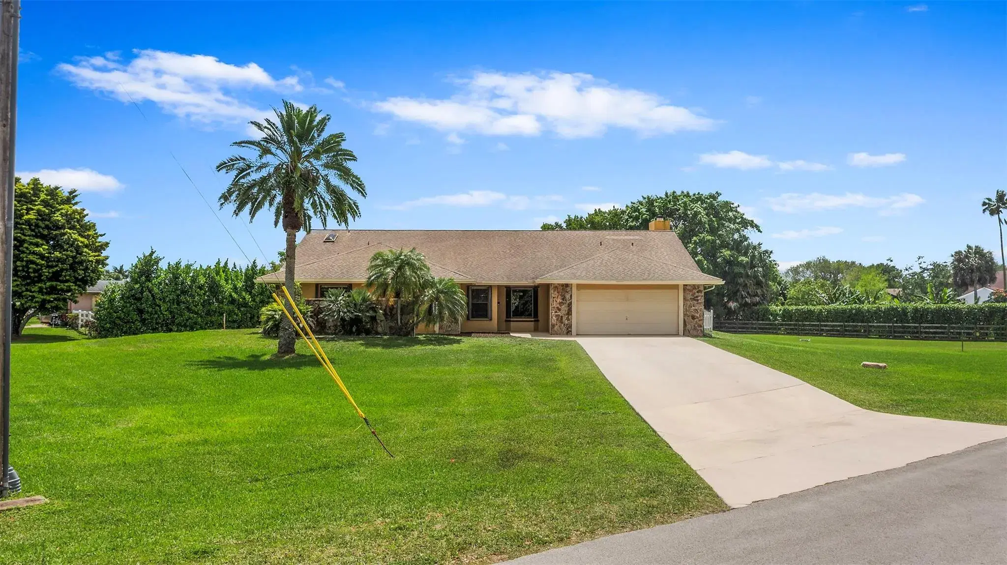 Picture of 20420 SW 50Th Pl, Southwest Ranches, FL 33332
