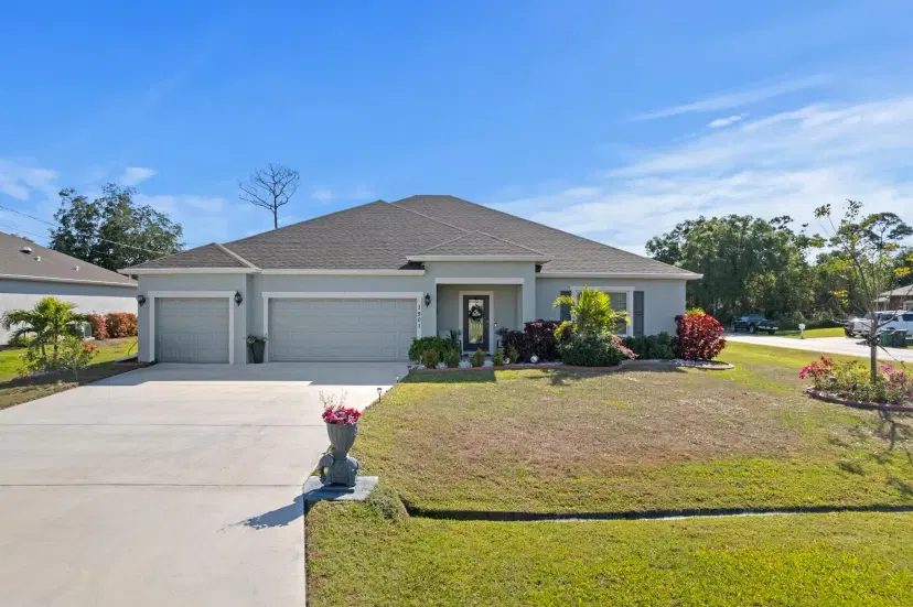 Picture of 1501 SW Neponset Road, Port St Lucie FL 34953