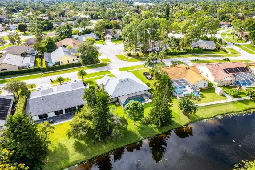 Picture of 13471 Barberry Drive, Wellington FL 33414