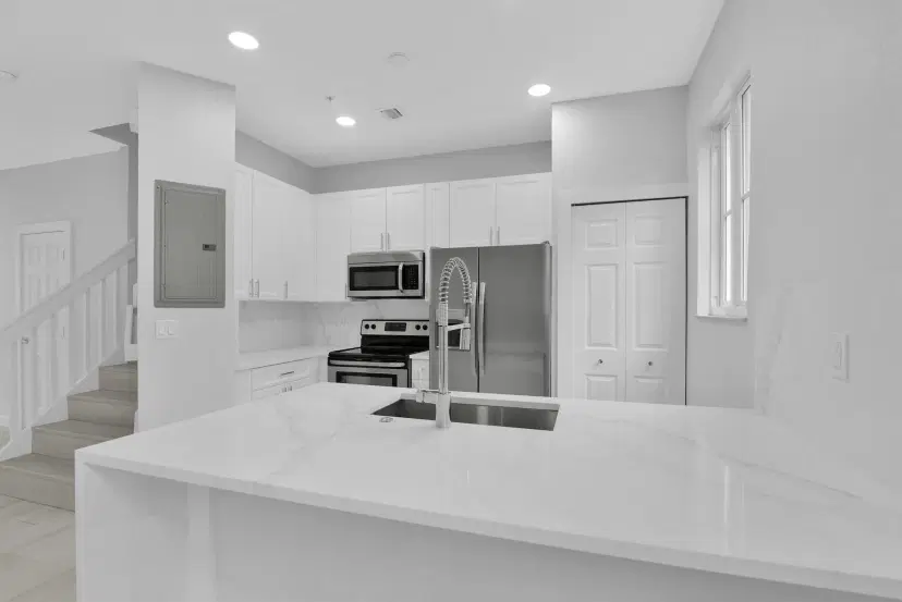 Picture of 324 Bayfront Drive, Boynton Beach FL 33435