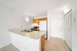 Picture of 2771 Riverside Dr 517A, Coral Springs, FL 33065