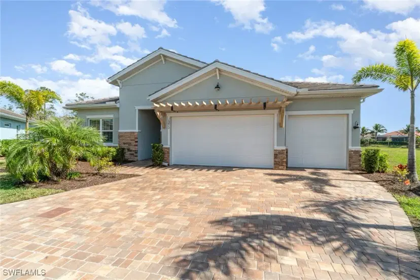 Picture of 16813 Bay Island Ct, Bonita Springs FL 34135
