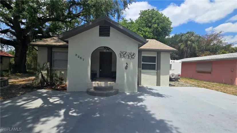 Picture of 2357 Crawford St, Fort Myers FL 33901