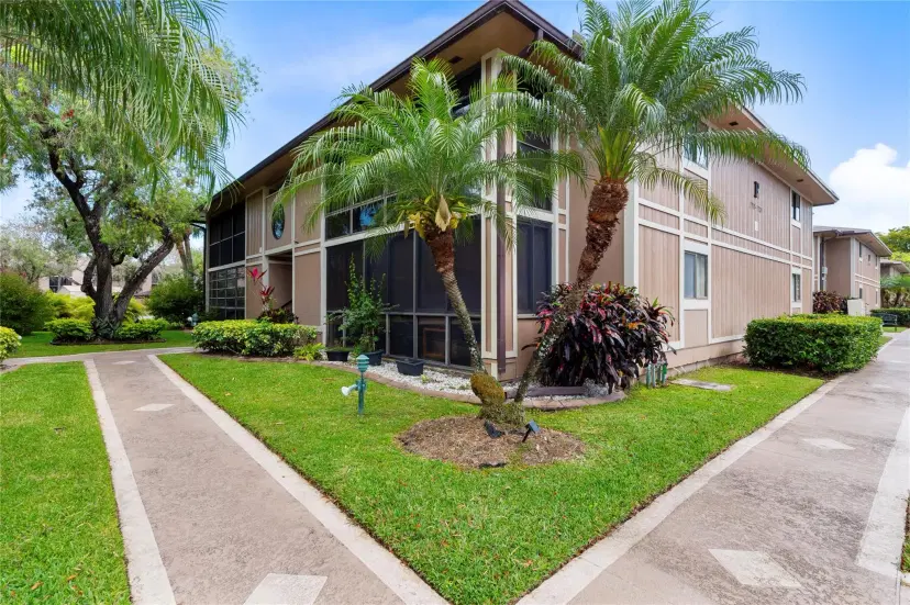 Picture of 7729 Ashmont Cir 112, Tamarac FL 33321