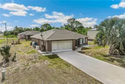 Picture of 705 Columbus Blvd S, Lehigh Acres, FL 33974