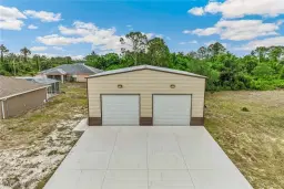 Picture of 705 Columbus Blvd S, Lehigh Acres, FL 33974