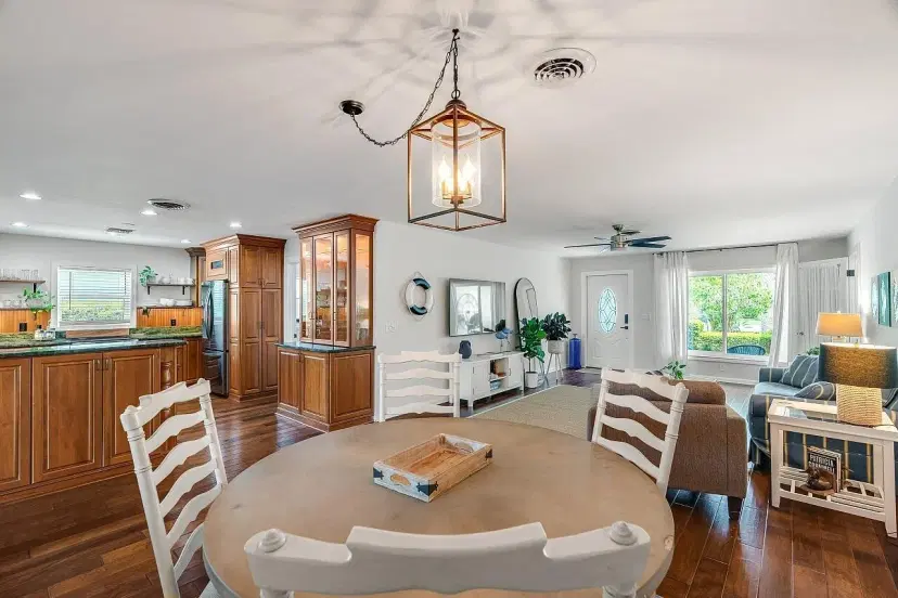 Picture of 718 Tides Road, Vero Beach FL 32963