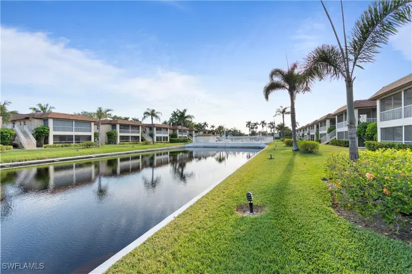 Picture of 1155 Sandpiper St E1, Naples FL 34102