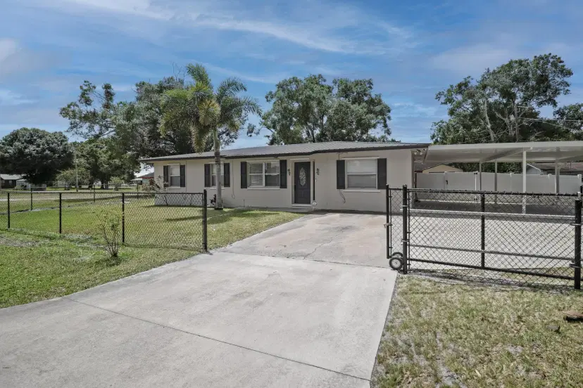 Picture of 1269 NE 14Th Avenue, Okeechobee FL 34972
