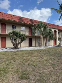 Picture of 6074 Forest Hill Boulevard 208, West Palm Beach, FL 33415
